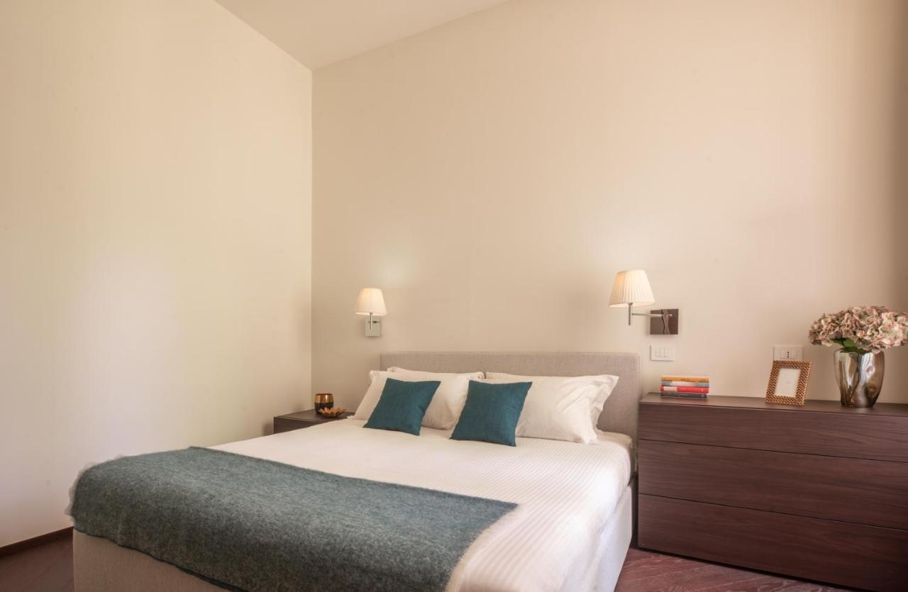 Sant'Ambrogio Luxury Apartment R&R มิลาน ภายนอก รูปภาพ