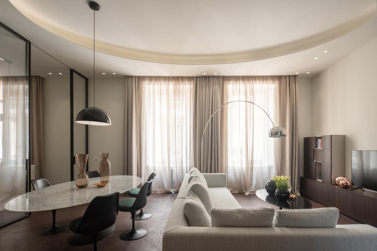 Sant'Ambrogio Luxury Apartment R&R มิลาน ภายนอก รูปภาพ