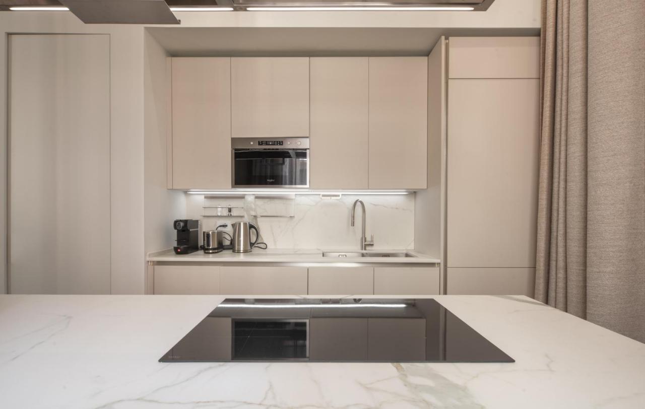 Sant'Ambrogio Luxury Apartment R&R มิลาน ภายนอก รูปภาพ